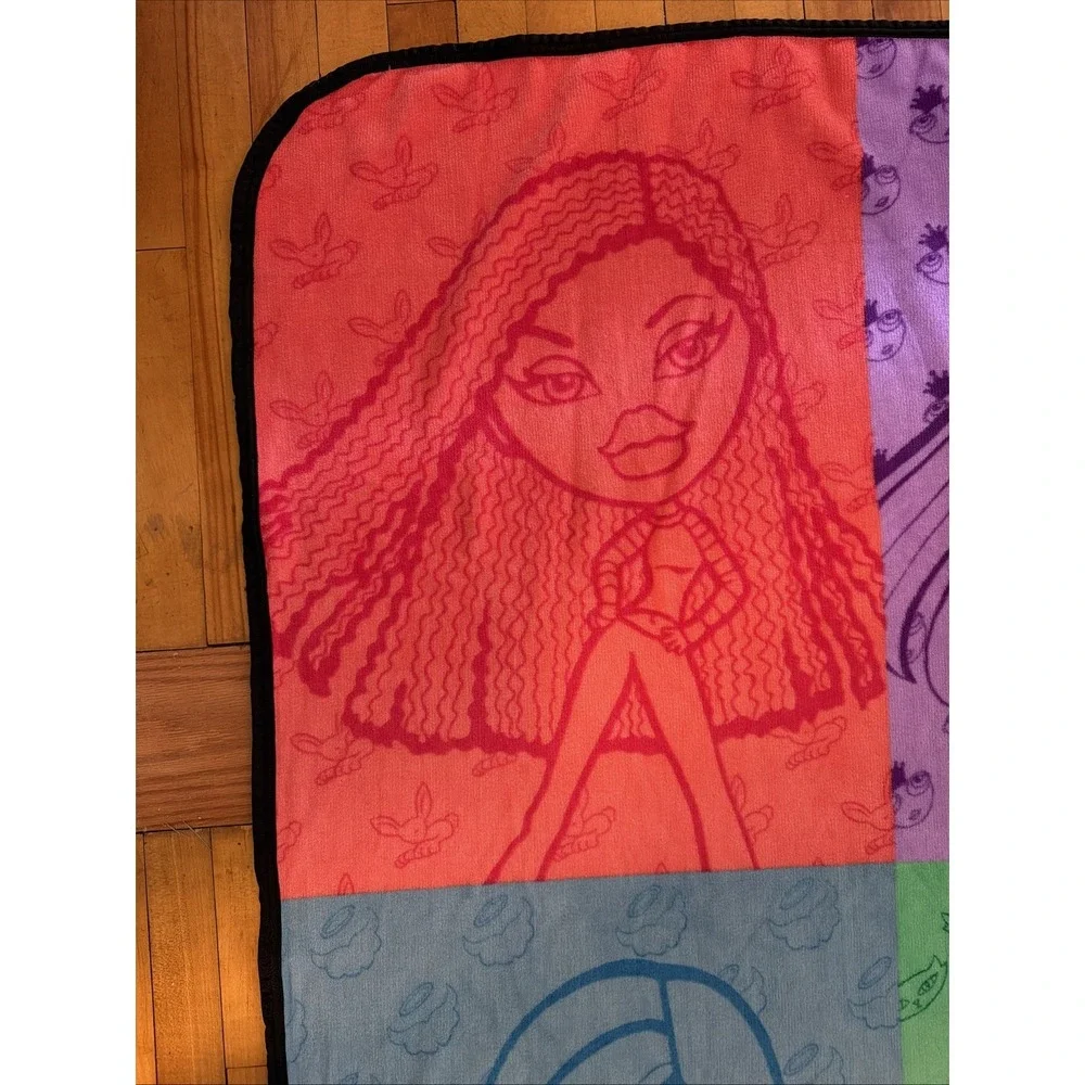 Bratz Super Soft And Cuddly Plush Fleece Throw Blanket 46